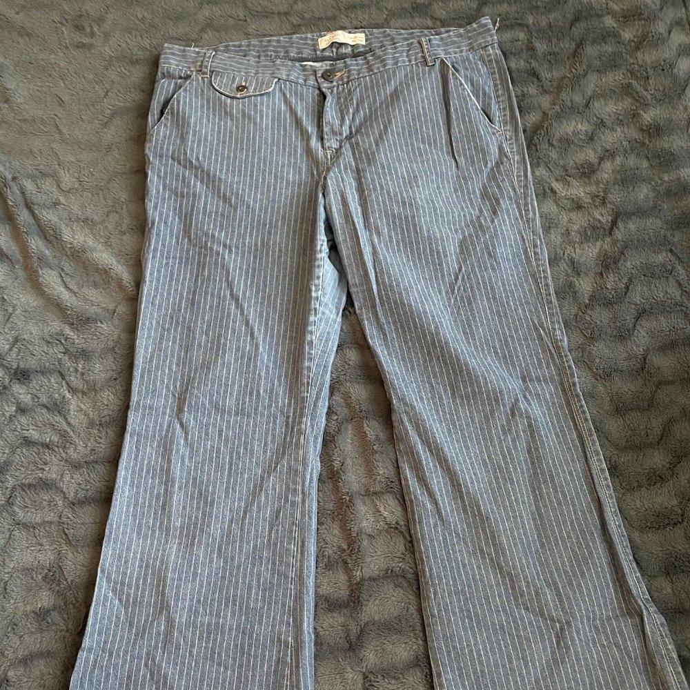 Wide leg jeans